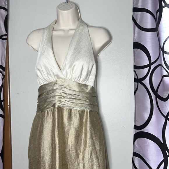 Jones New York, gold metallic halter dress size 10 petite - Picture 2 of 13